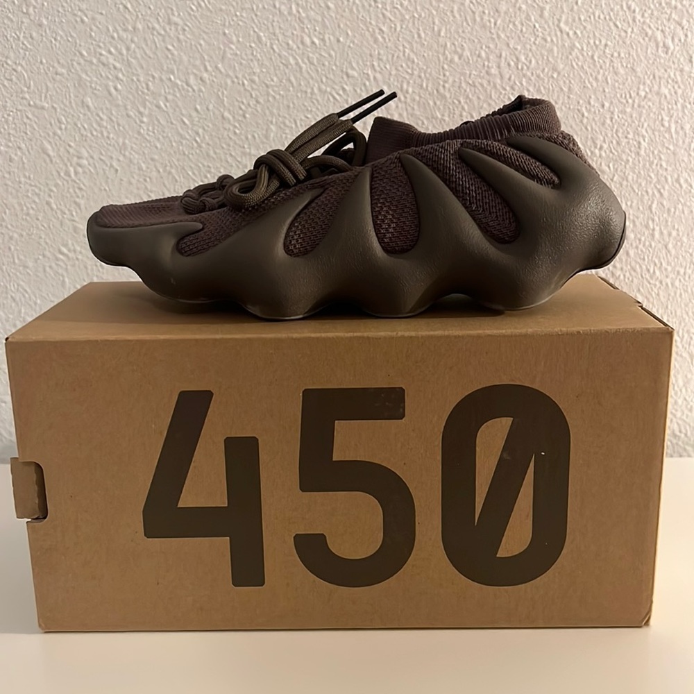 Yeezy 450 Cinder Preowned Mens 6.5, Women’s 7.5